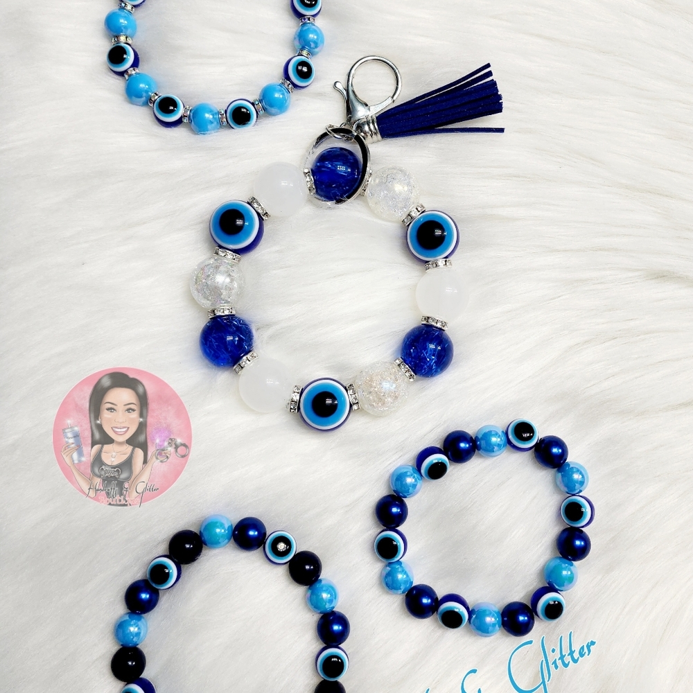 Customizable Wristlets - Picture 7 of 16